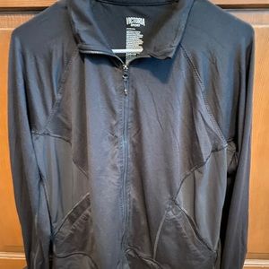 VS Sport lightweight sweater